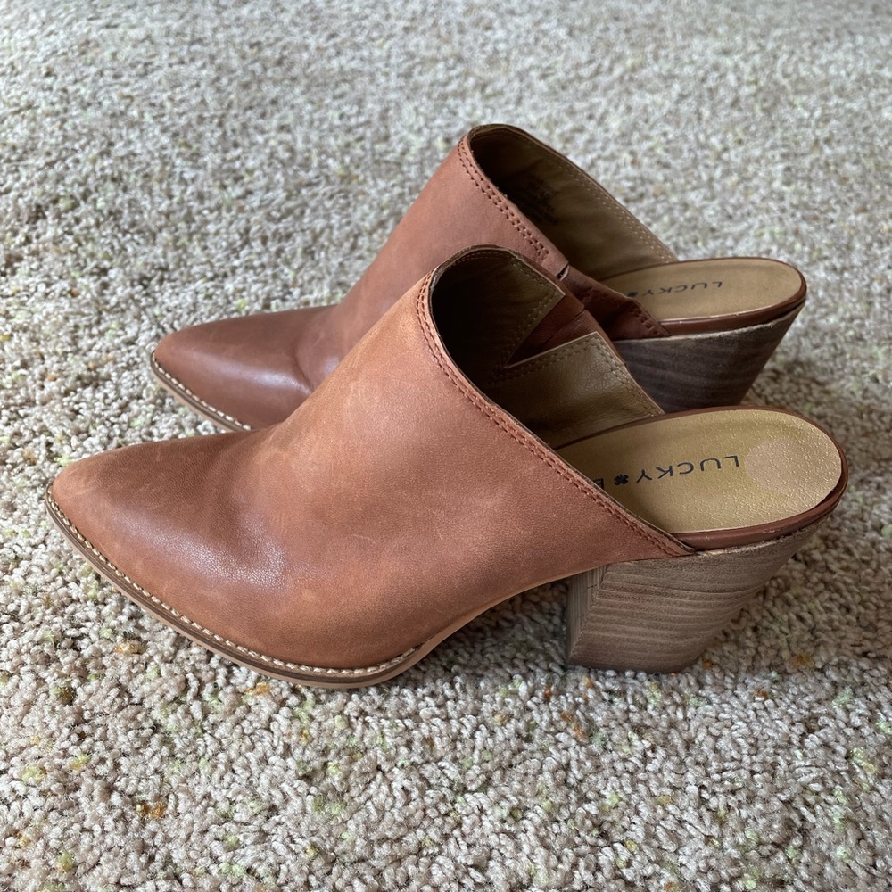 Brown Lucky Brand clogs, size 9